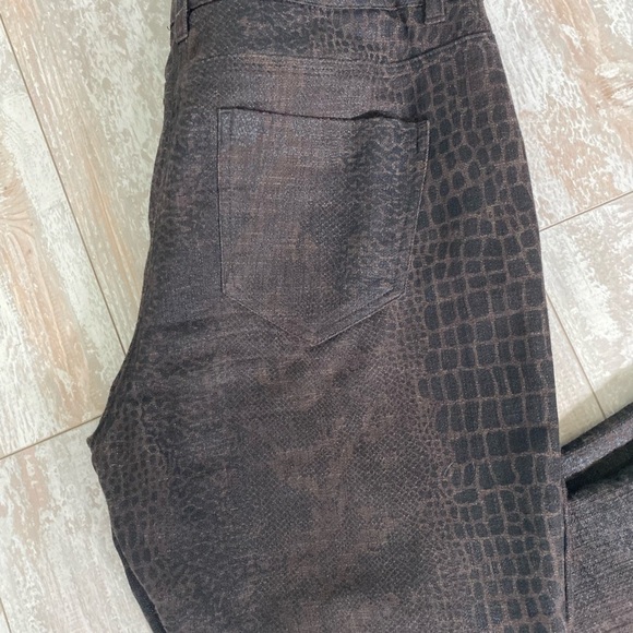 Animal Print Pants Size 4 Distressed Brown By Bamboo Traders - Picture 3 of 6